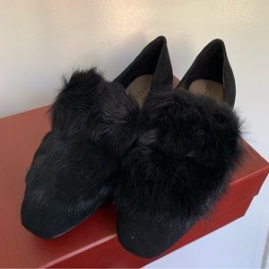 Donald Pliner Black Suede and Rabbit Fur Loafers / Flats SZ 6